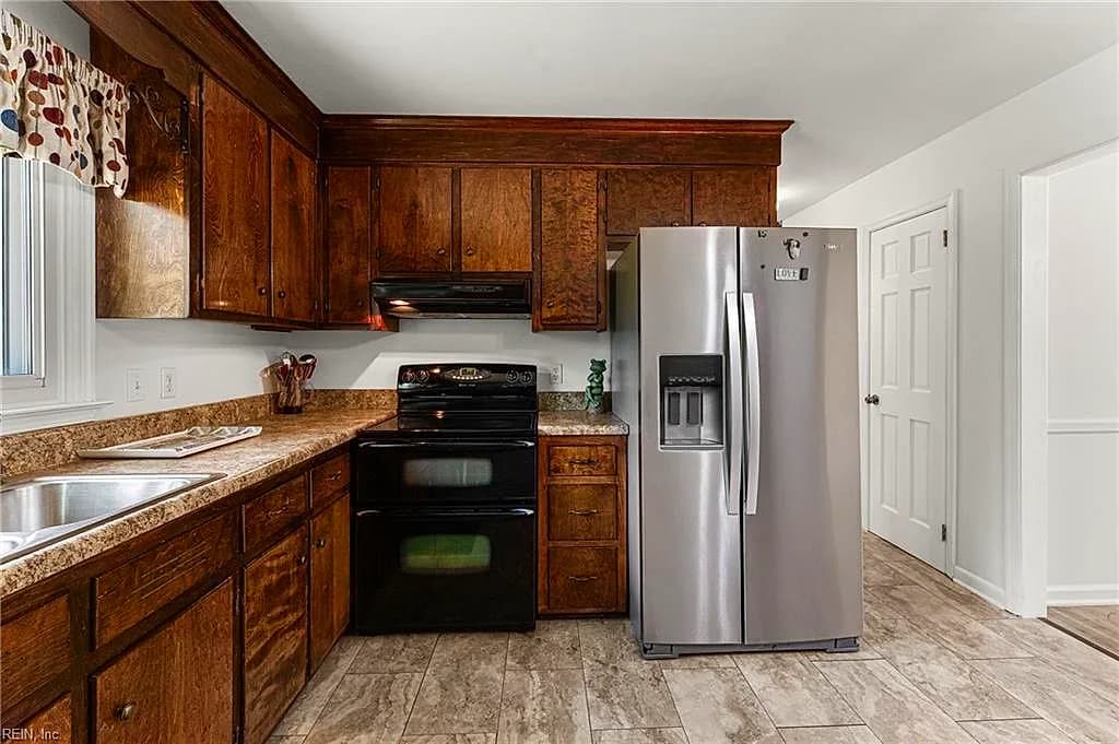 1 Garrett DR, HAMPTON VA 23669 - Photo 5