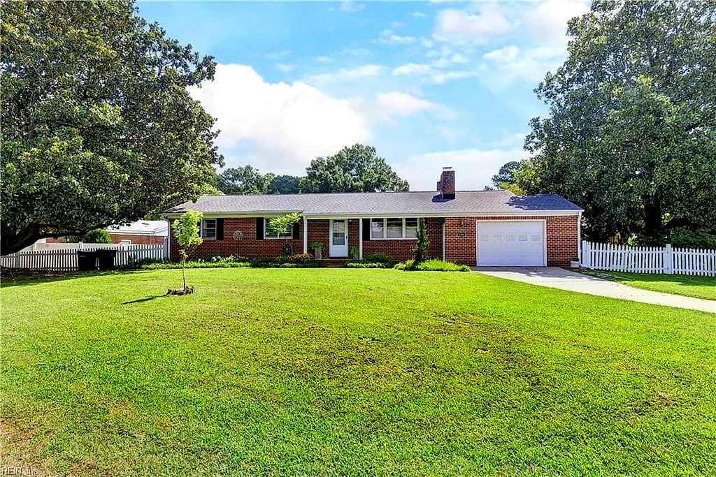 100 Kelsey RD, WILLIAMSBURG VA 23185 - Photo 2