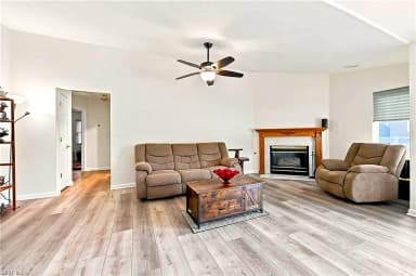 124 Sheffield WAY, NEWPORT NEWS VA 23602 thumb 3