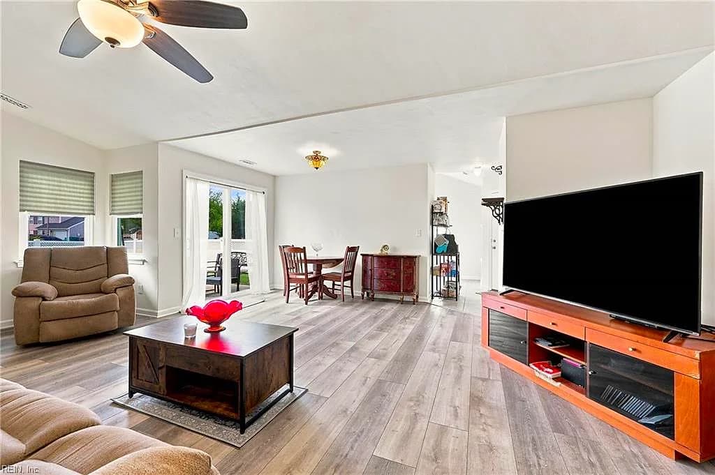 124 Sheffield WAY, NEWPORT NEWS VA 23602 thumb 10