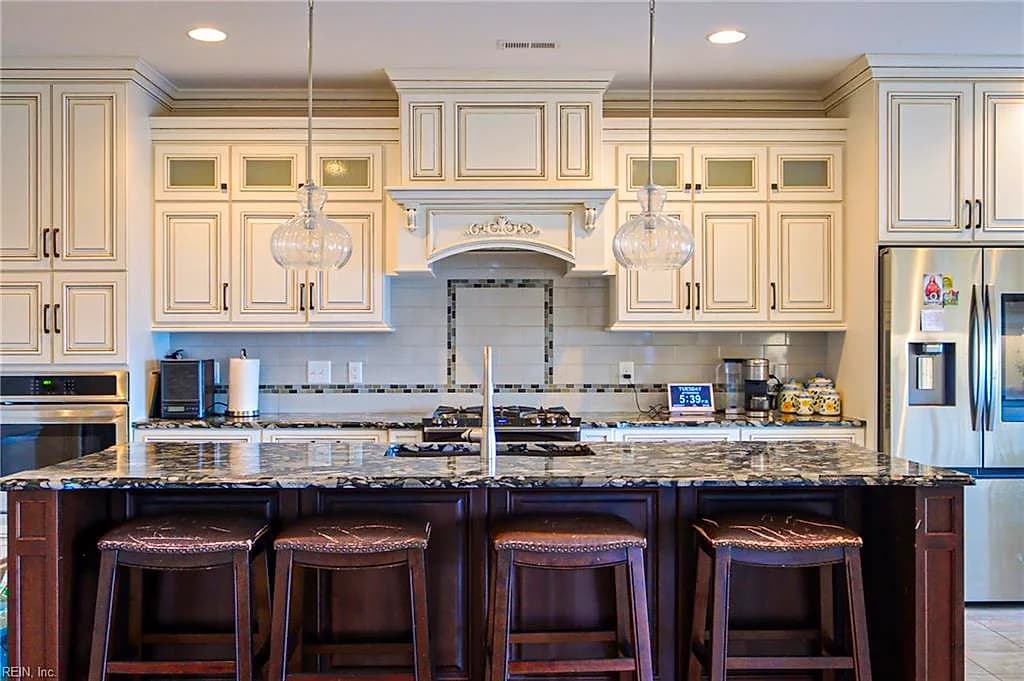 1403 Dare RD, YORKTOWN VA 23692 thumb 11