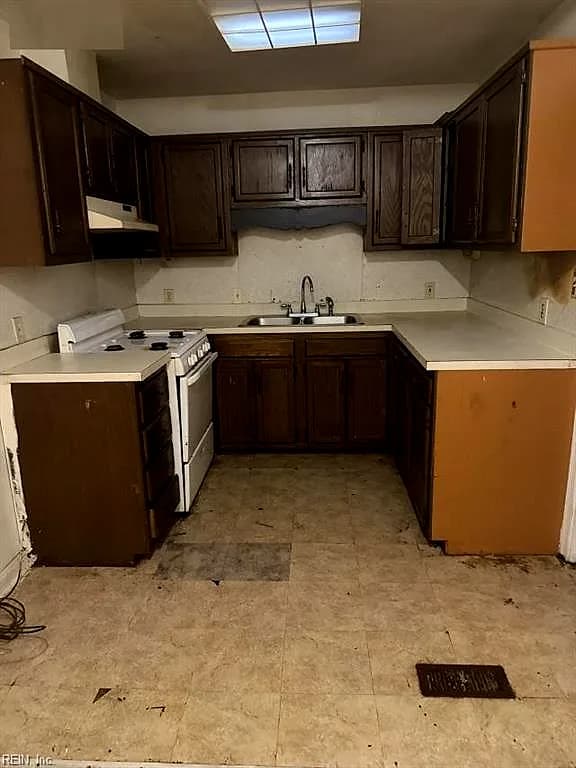 1808 Croyden RD, NORFOLK VA 23503 thumb 12