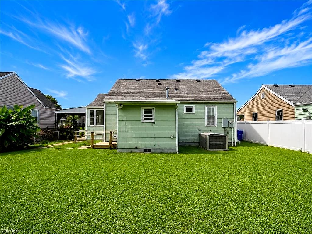 1808 Croyden RD, NORFOLK VA 23503 - Photo 3