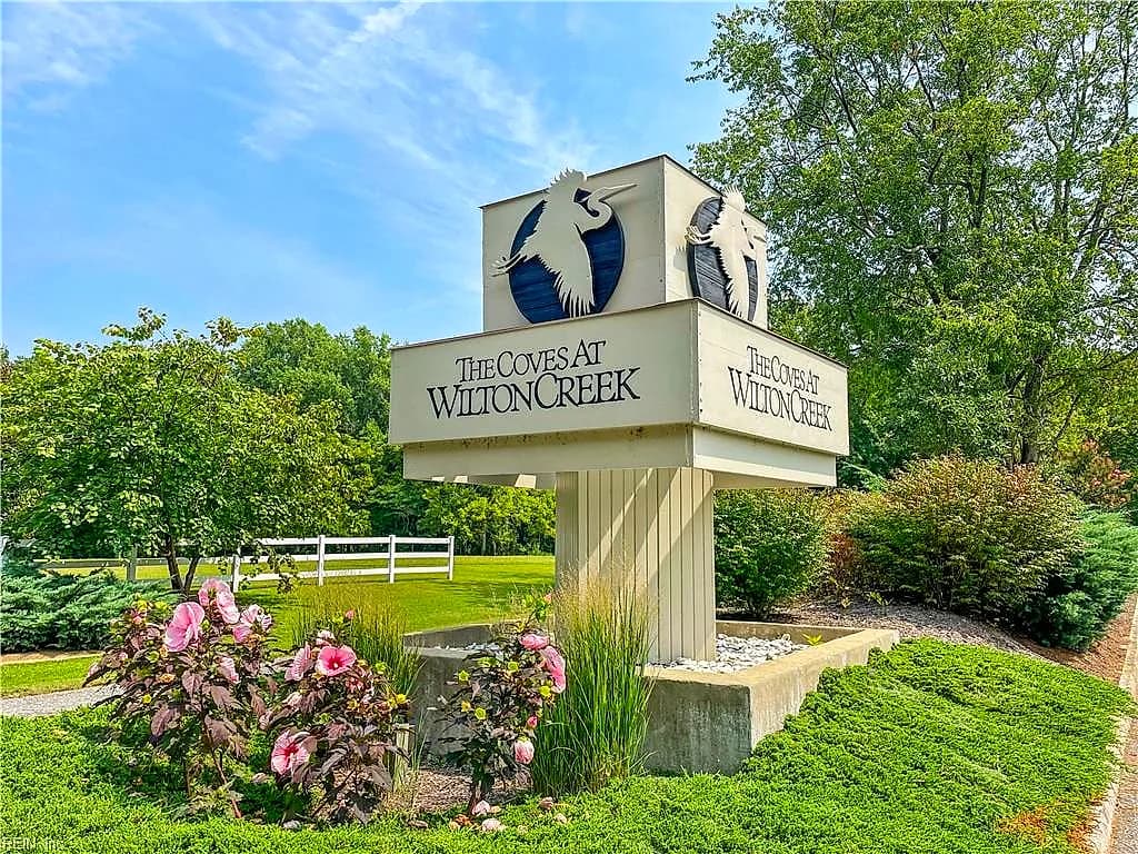 50 Villa Ridge DR #F, HARTFIELD VA 23071 - Photo 4