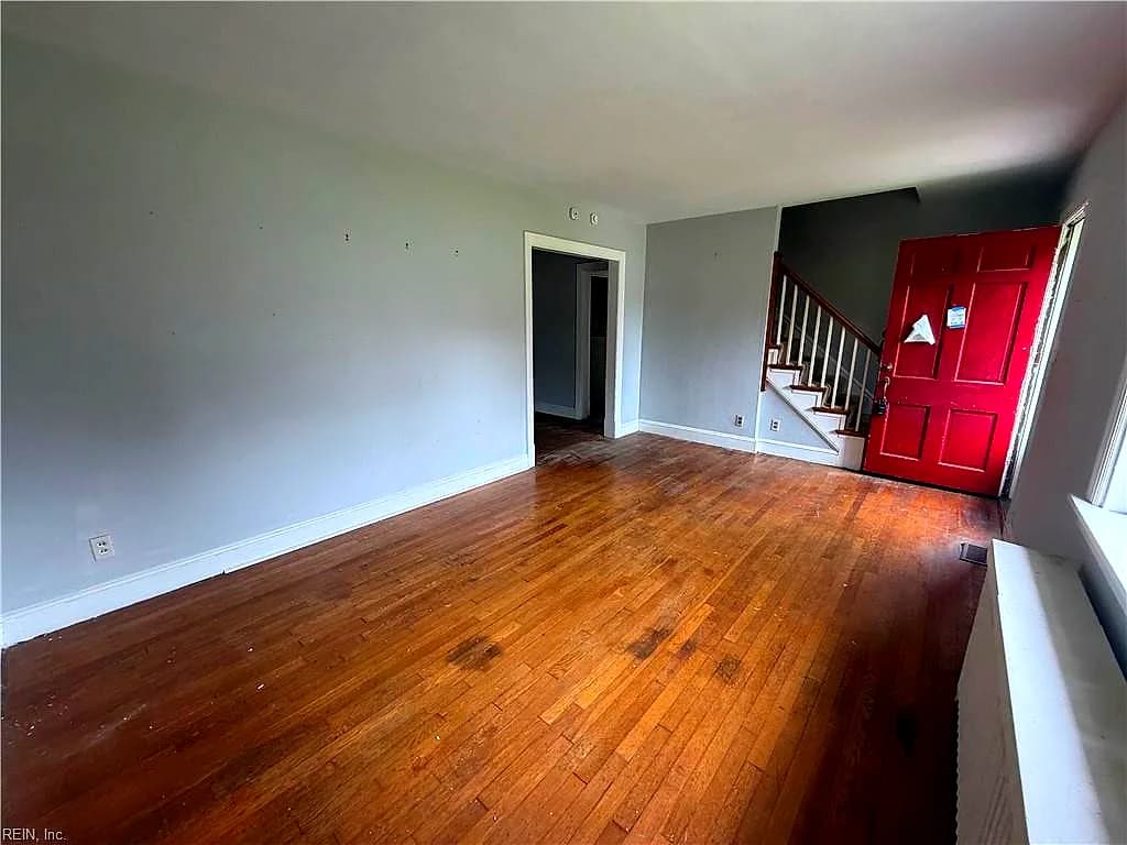 165 Commodore DR, NORFOLK VA 23503 - Photo 3