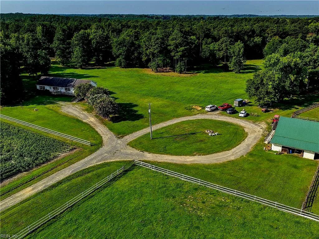 808 Bellevue RD, ELBERON VA 23846 - Photo 3