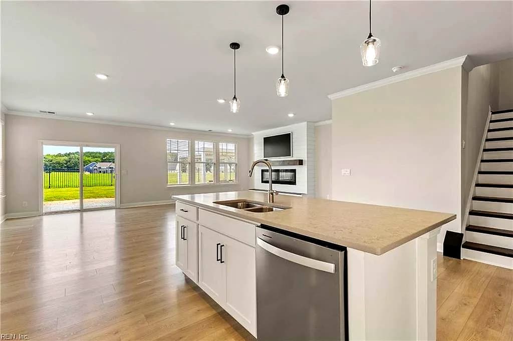 113 Royal Blackheath CV, SMITHFIELD VA 23430 thumb 6