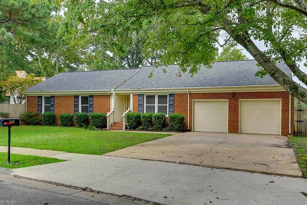 2637 N Elizabeth Harbor DR, CHESAPEAKE VA 23321 - Photo 4