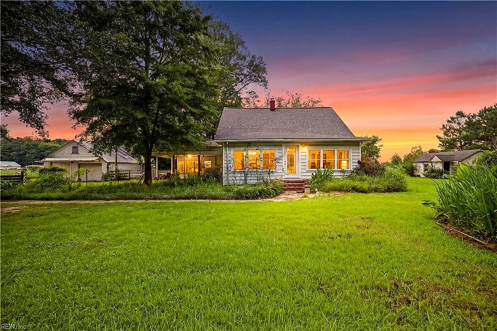 1303 Turnpike RD, ELIZABETHCITY NC 27909 - Main photo