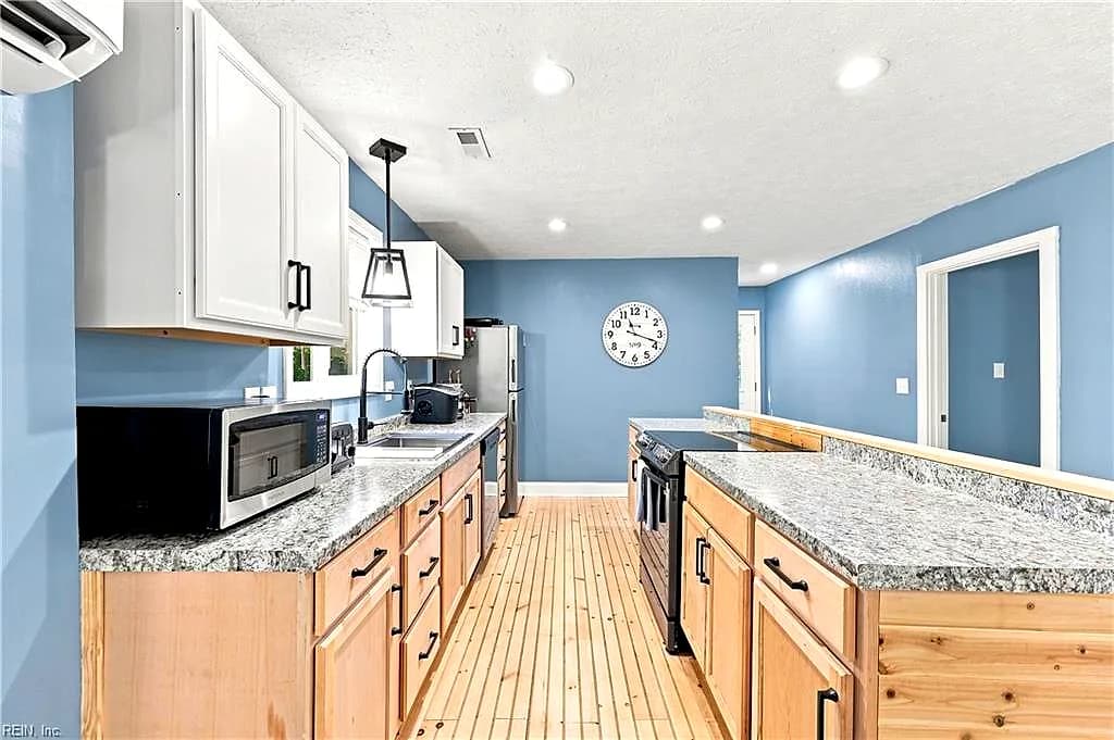 10664 Magnet DR, SMITHFIELD VA 23430 thumb 11