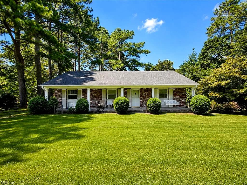 640 Deep Creek RD, NEWPORT NEWS VA 23606 - Main photo