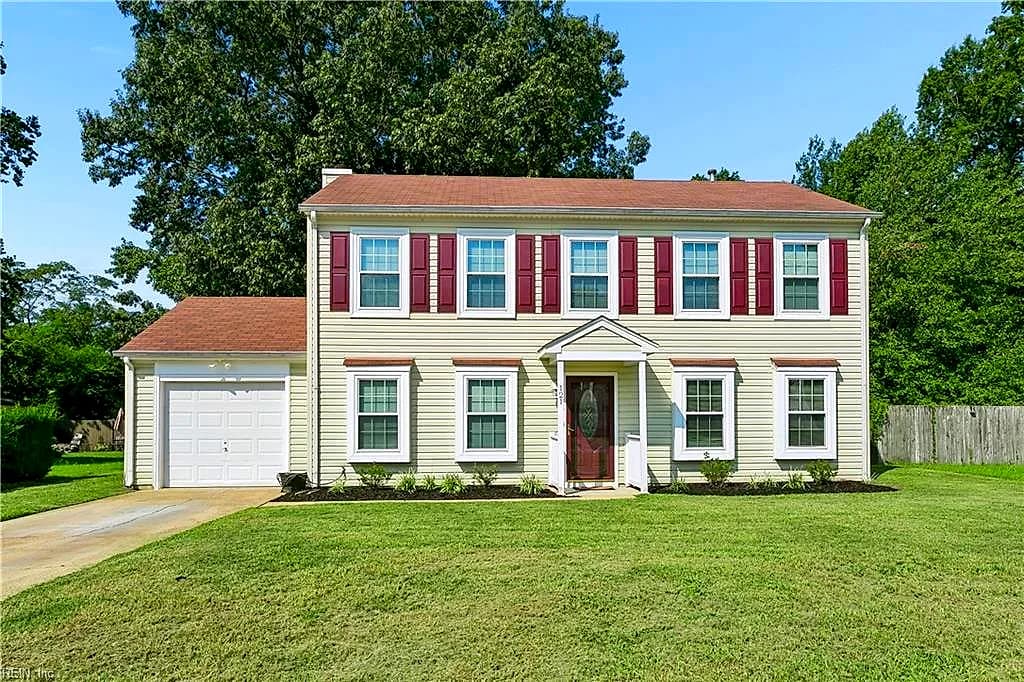 121 Springdale WAY, HAMPTON VA 23666 - Photo 3