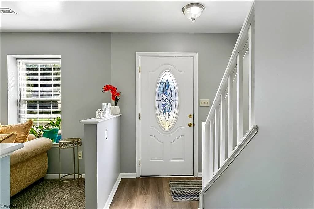 121 Springdale WAY, HAMPTON VA 23666 - Photo 5