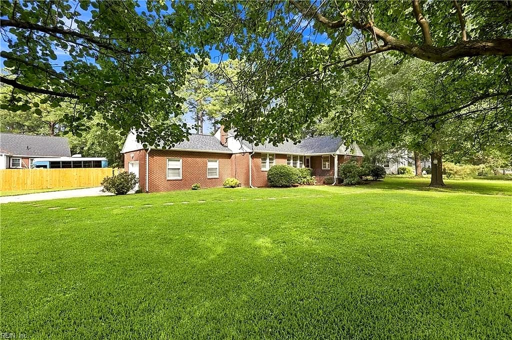 4624 Kemp DR, PORTSMOUTH VA 23703 - Photo 4