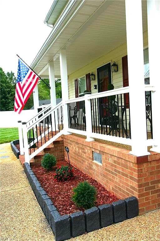 296 Buttercup LN, NEWPORT NEWS VA 23602 - Photo 4