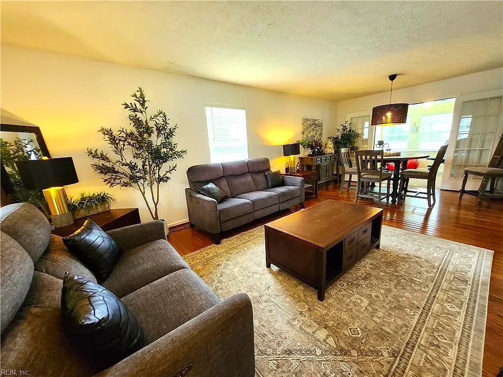 296 Buttercup LN, NEWPORT NEWS VA 23602 thumb 6