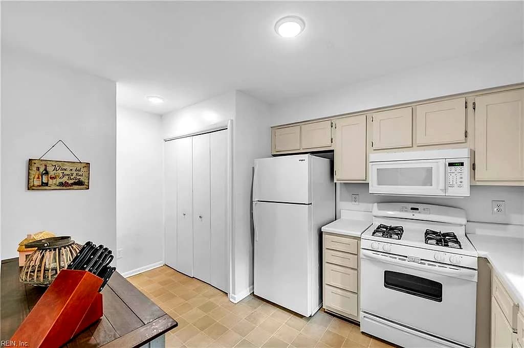13 Hackberry PL, HAMPTON VA 23666 thumb 10