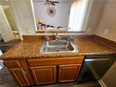 3202 Clover RD E, CHESAPEAKE VA 23321 thumb 4