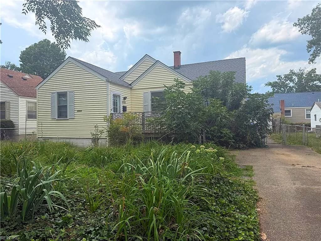 1064 Earl ST, NORFOLK VA 23503 - Photo 2