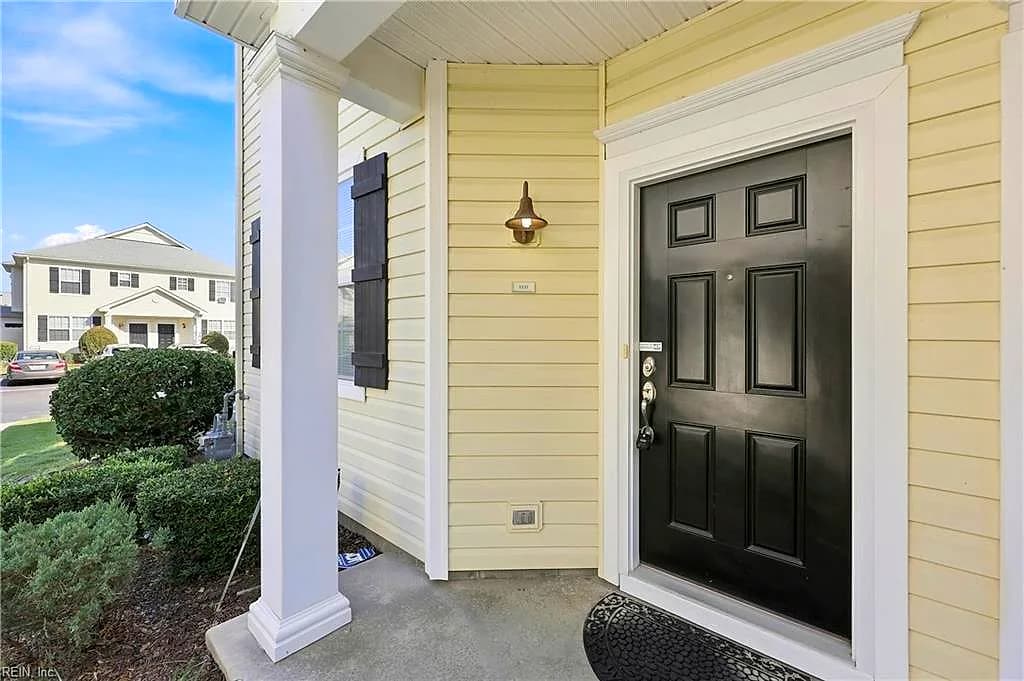 1535 Hambledon LOOP, CHESAPEAKE VA 23320 - Photo 4