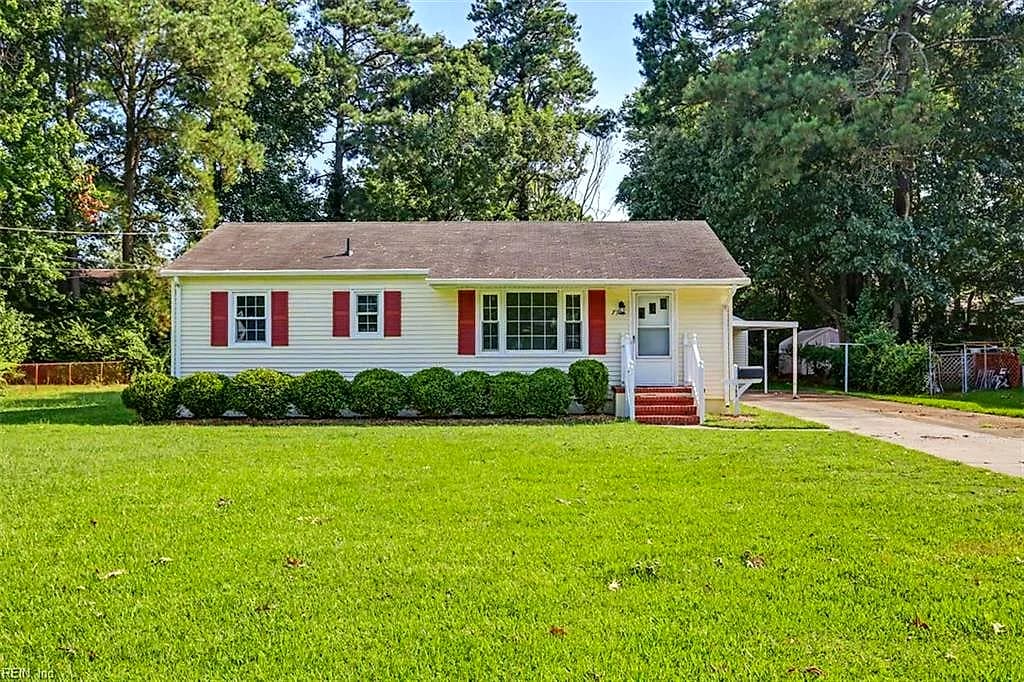 798 Old Oyster Point RD, NEWPORT NEWS VA 23602 - Photo 3