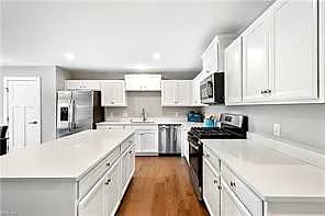 339 Medley LN, SUFFOLK VA 23435 - Photo 3