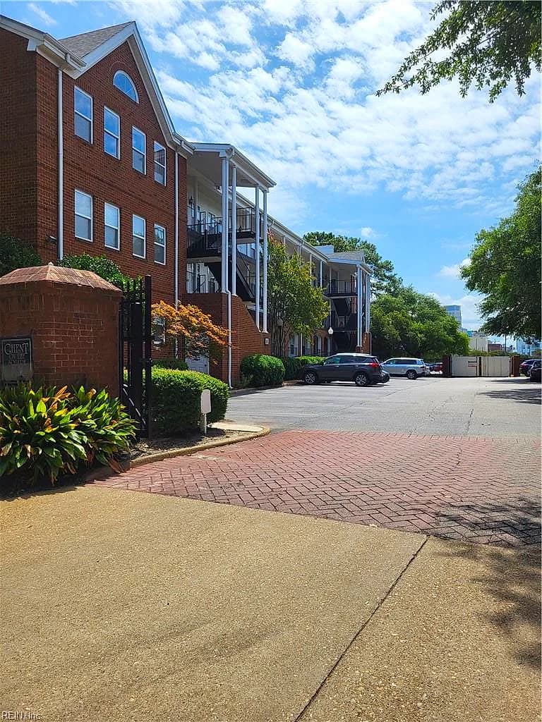 101 Westover AVE #204, NORFOLK VA 23507 - Photo 2