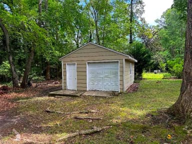 105 Marlin CIR, YORKTOWN VA 23692 thumb 4