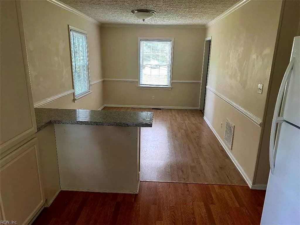 105 Marlin CIR, YORKTOWN VA 23692 thumb 7