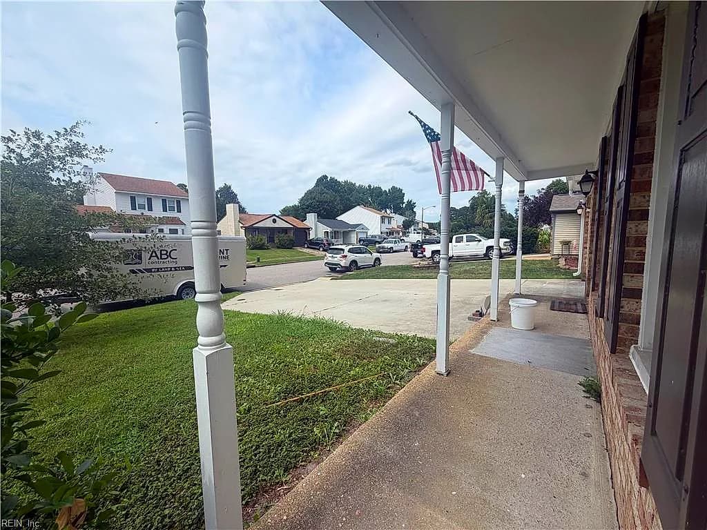 1053 Tealwood DR, VIRGINIA BEACH VA 23453 - Photo 4