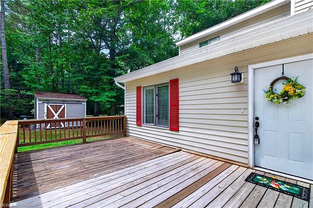 16056 Carroll Bridge RD, SMITHFIELD VA 23430 - Photo 3
