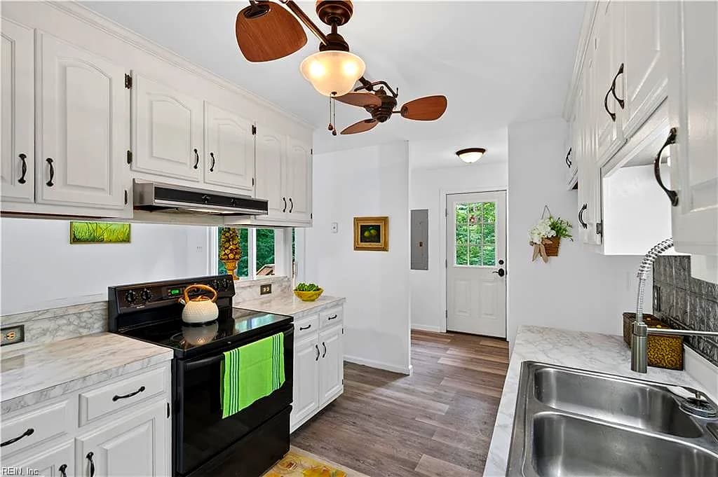 16056 Carroll Bridge RD, SMITHFIELD VA 23430 thumb 6