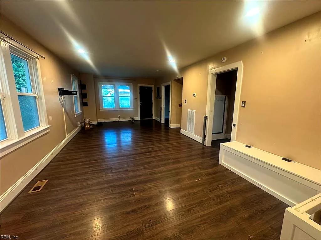 1525 Hawthorne DR, CHESAPEAKE VA 23325 - Photo 4