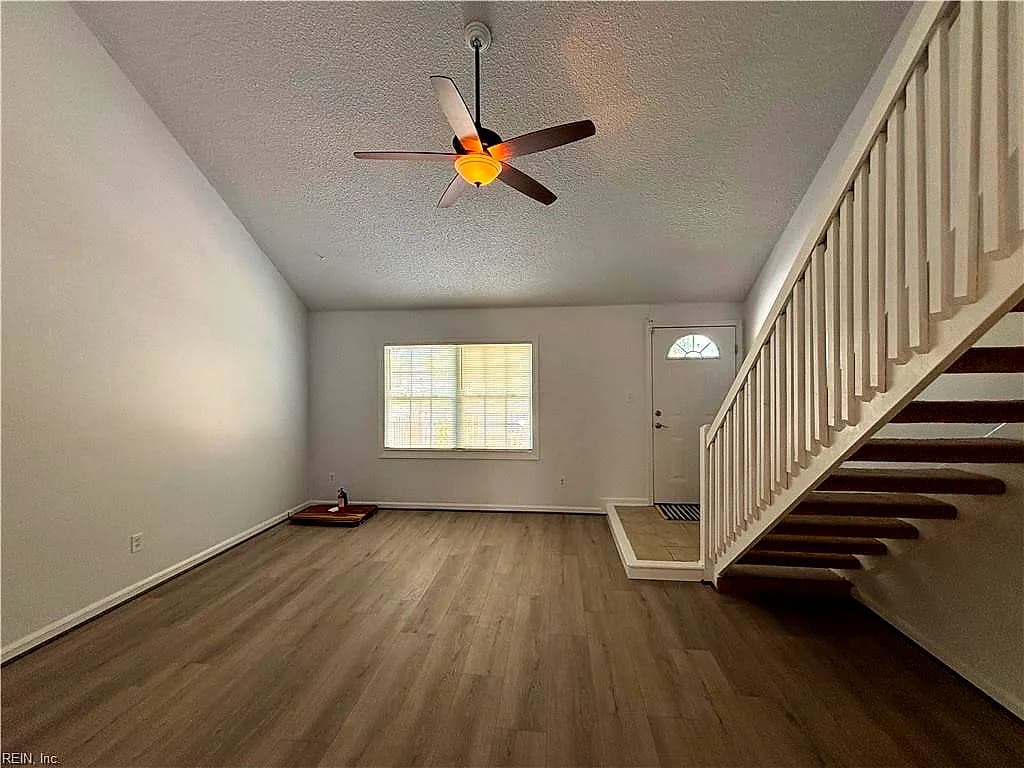 1105 Vermilya CT, VIRGINIA BEACH VA 23454 - Photo 5