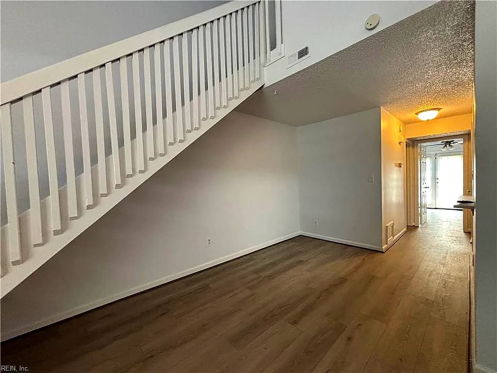 1105 Vermilya CT, VIRGINIA BEACH VA 23454 thumb 6
