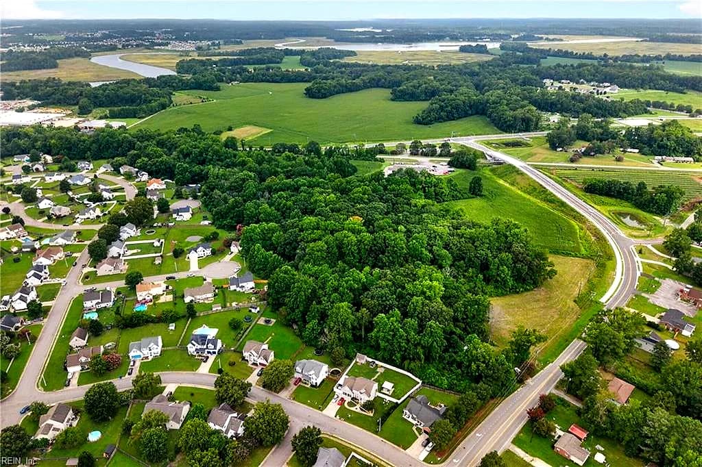 2411 Nansemond PW, SUFFOLK VA 23434 thumb 7