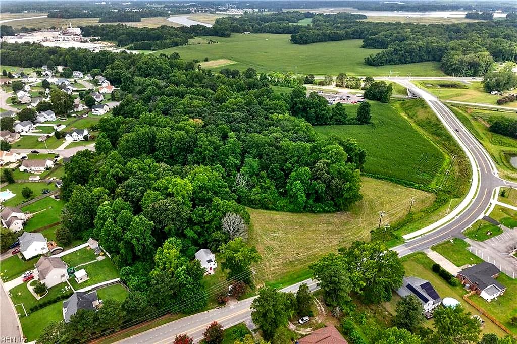 2411 Nansemond PW, SUFFOLK VA 23434 thumb 9