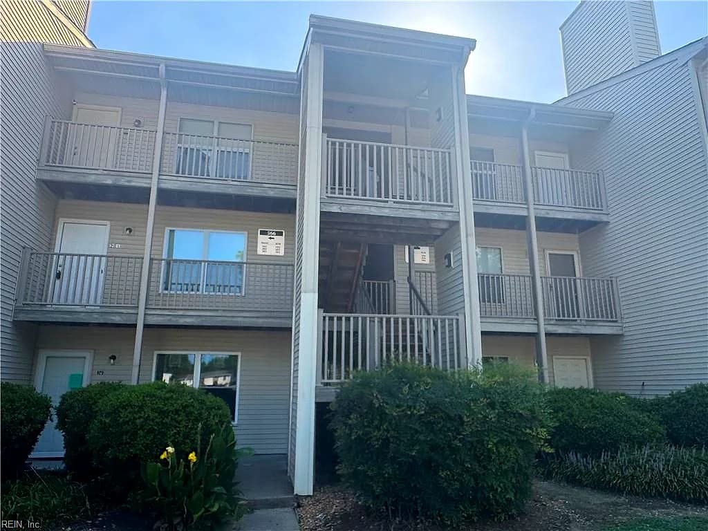 566 Candle LN #301, NEWPORT NEWS VA 23608 - Main photo