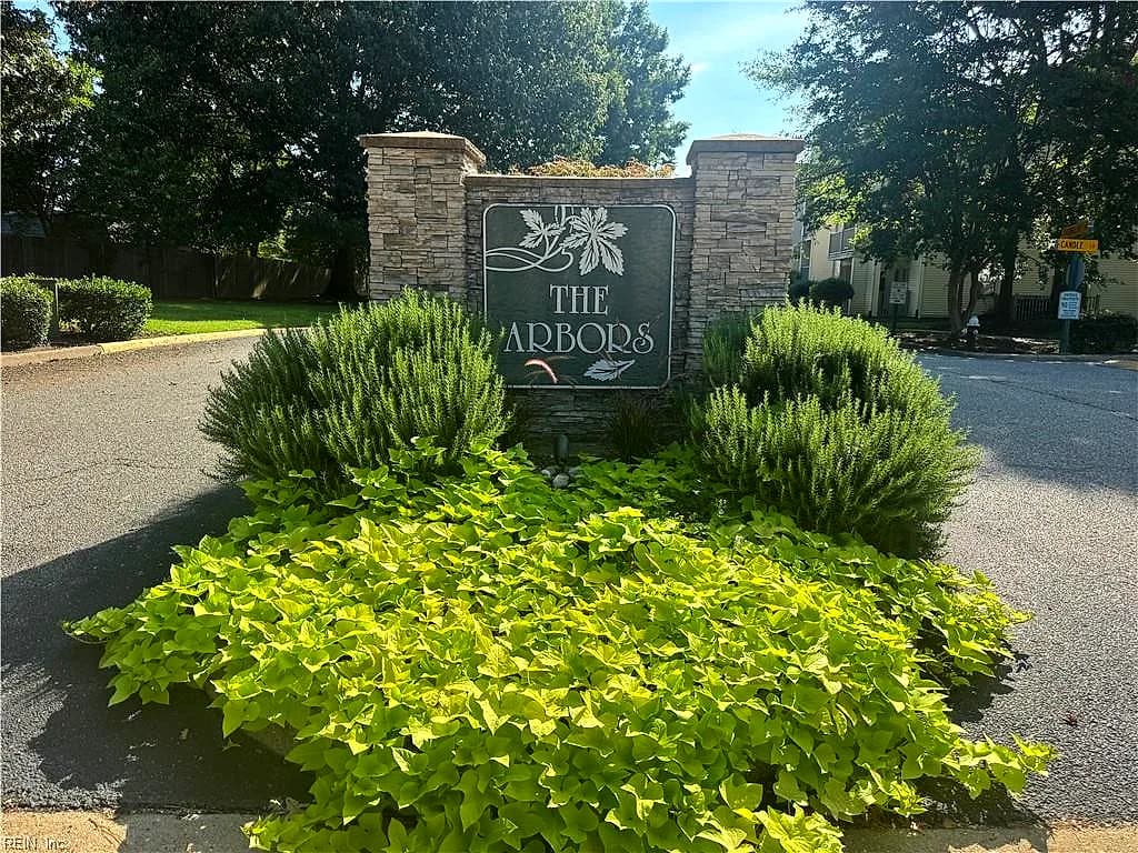 566 Candle LN #301, NEWPORT NEWS VA 23608 - Photo 5