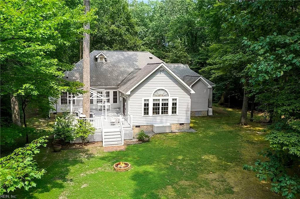 974 Wilton Coves DR, HARTFIELD VA 23071 thumb 6
