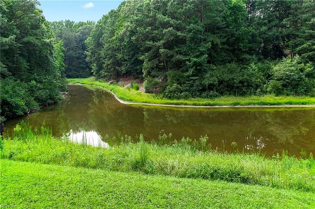 974 Wilton Coves DR, HARTFIELD VA 23071 thumb 9