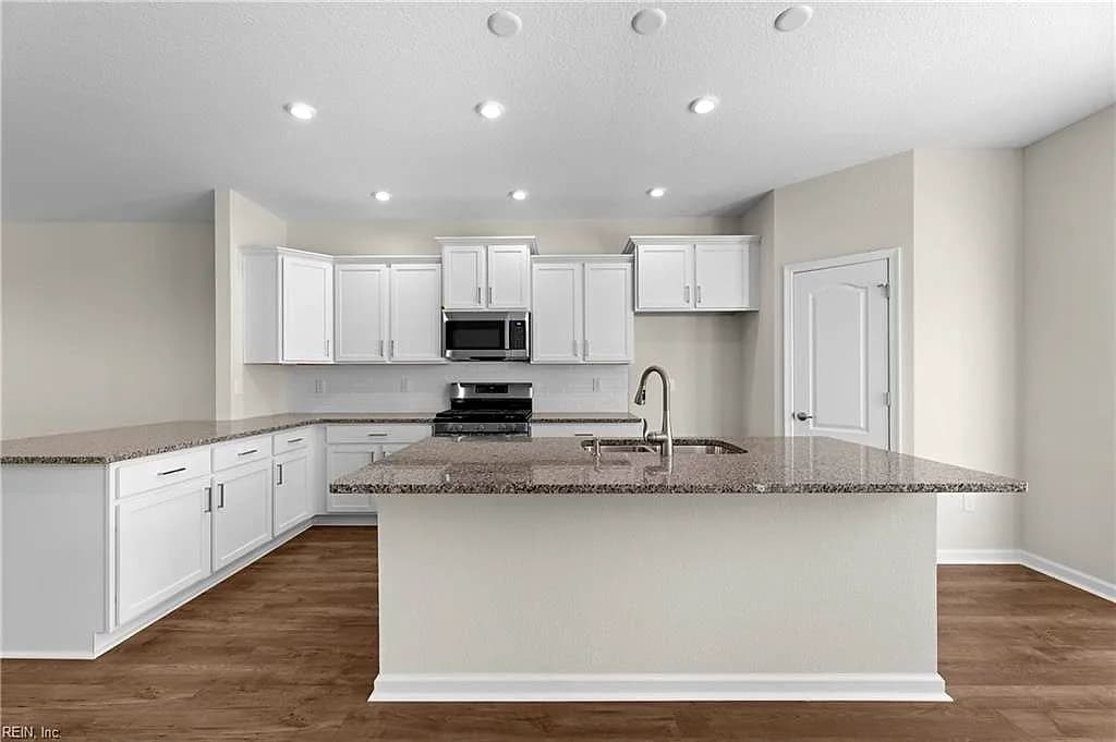 186 Freeman DR, HAMPTON VA 23666 thumb 6