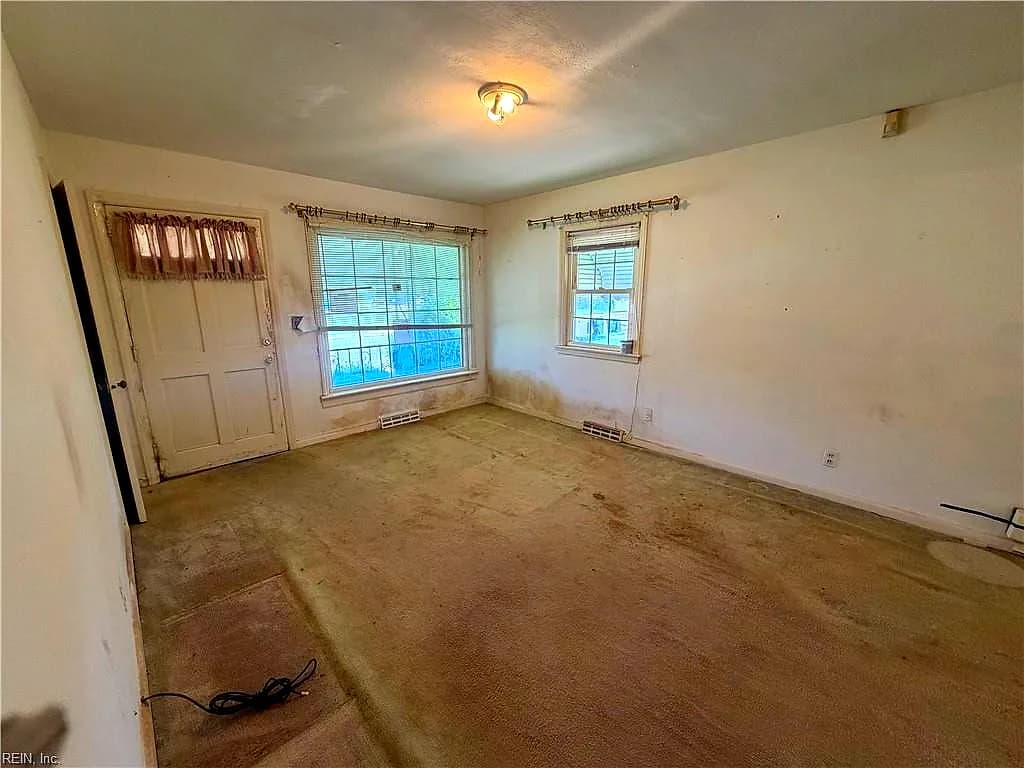851 Widgeon RD, NORFOLK VA 23513 - Photo 3