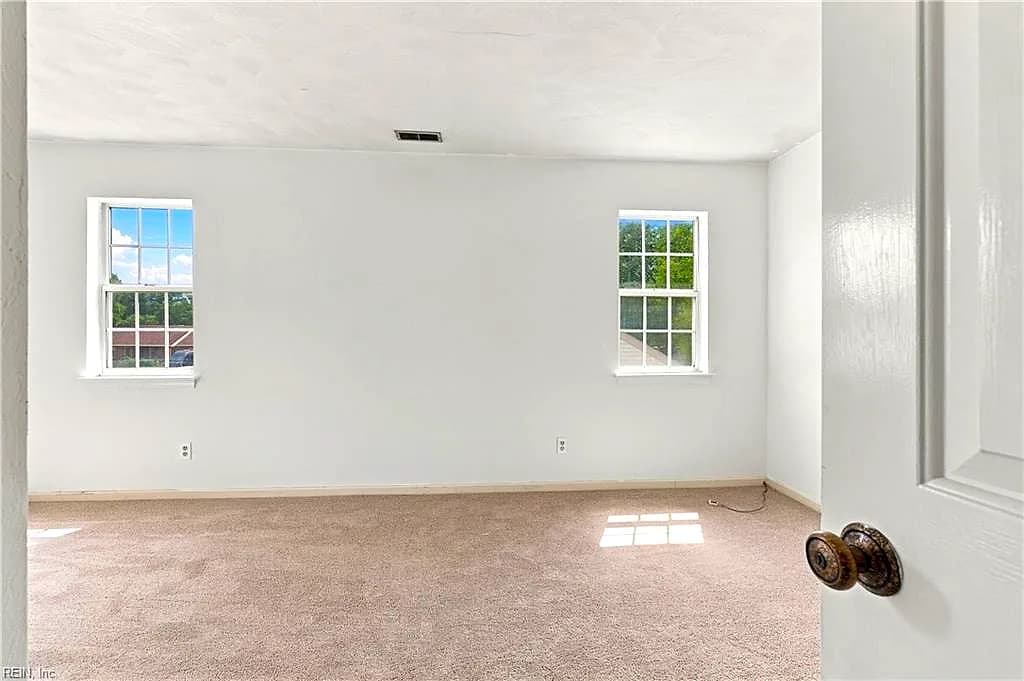 604 Winscott CT, CHESAPEAKE VA 23322 thumb 11