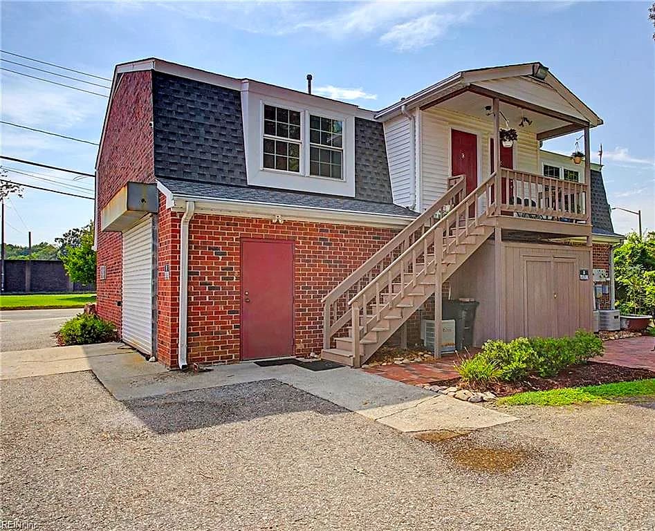 15324 Warwick BLVD #C, NEWPORT NEWS VA 23608 - Photo 2