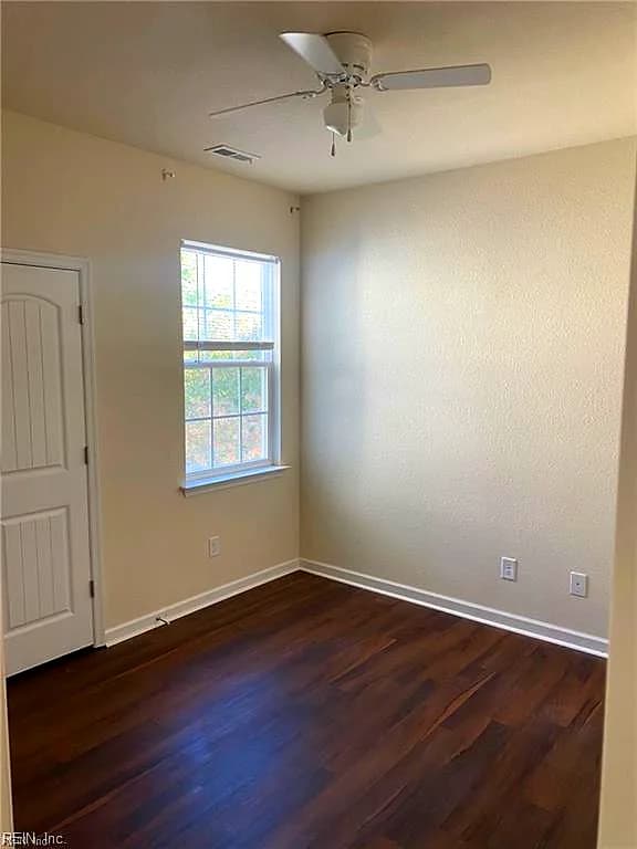 5500 Muth CT, VIRGINIA BEACH VA 23462 thumb 10