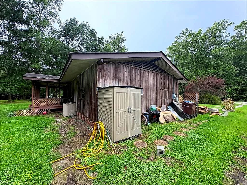 3609 Parr LN, CHESAPEAKE VA 23323 - Photo 3