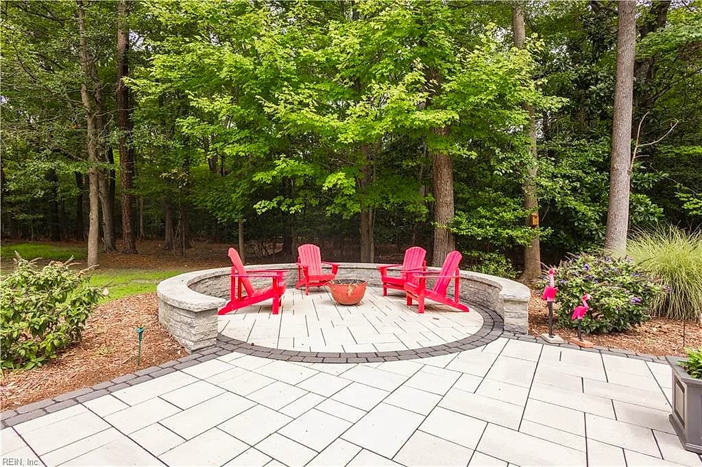 804 Link RD, YORKTOWN VA 23692 thumb 8