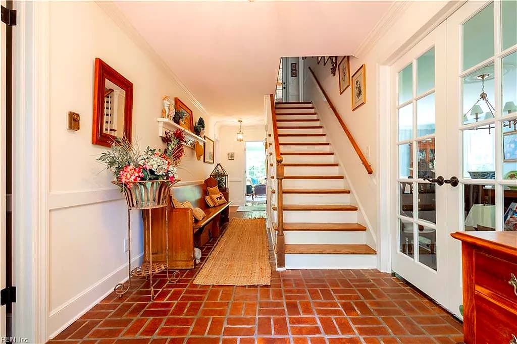804 Link RD, YORKTOWN VA 23692 thumb 9