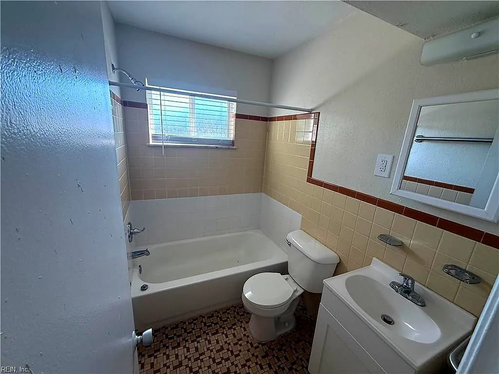 7919 Bison AVE #1, NORFOLK VA 23518 thumb 6
